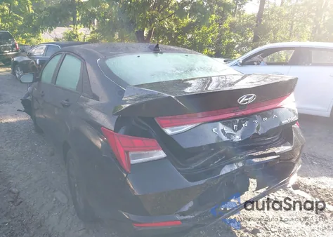 2023 Hyundai Elantra Hybrid Blue z USA, uszkodzony, nr VIN KMHLM4AJ8PU073972